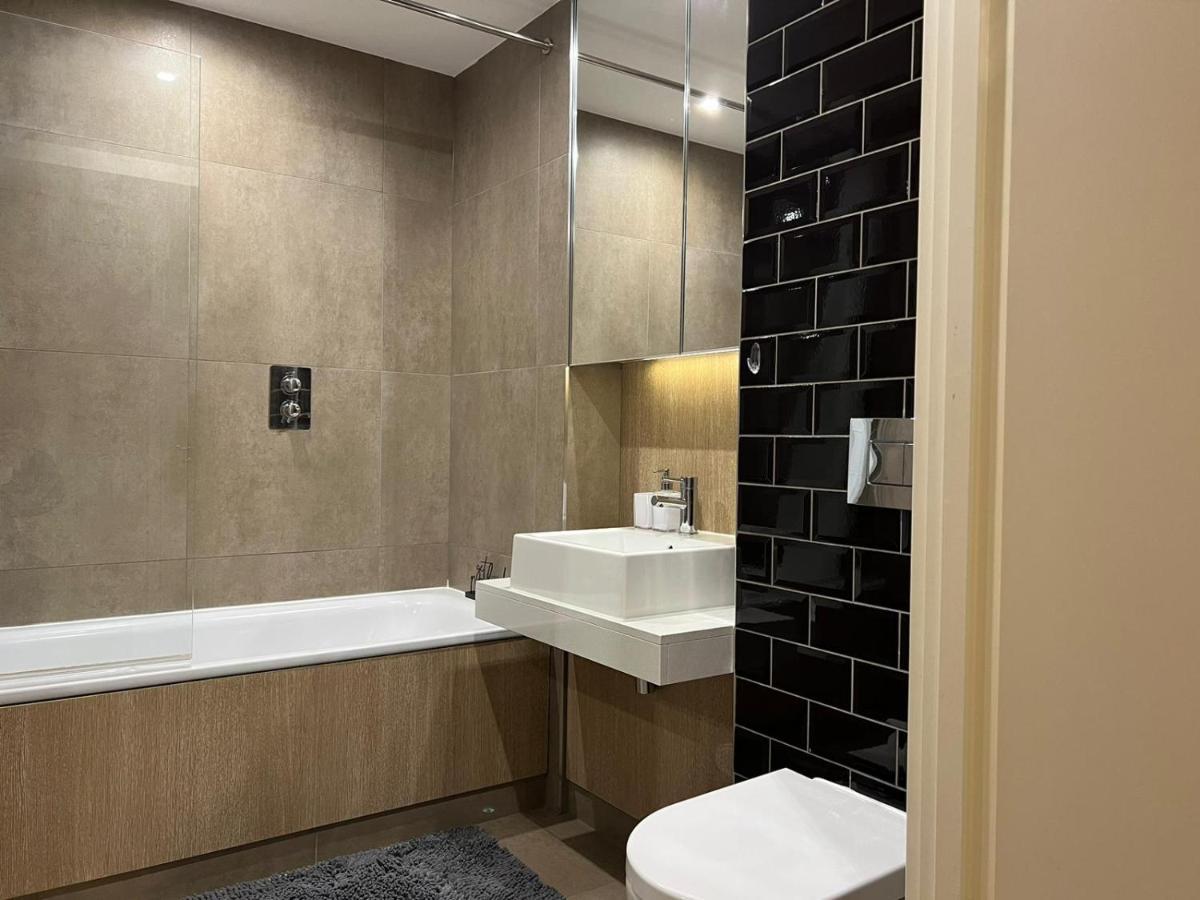 Beautiful Stay In Central Wembley ลอนดอน ภายนอก รูปภาพ